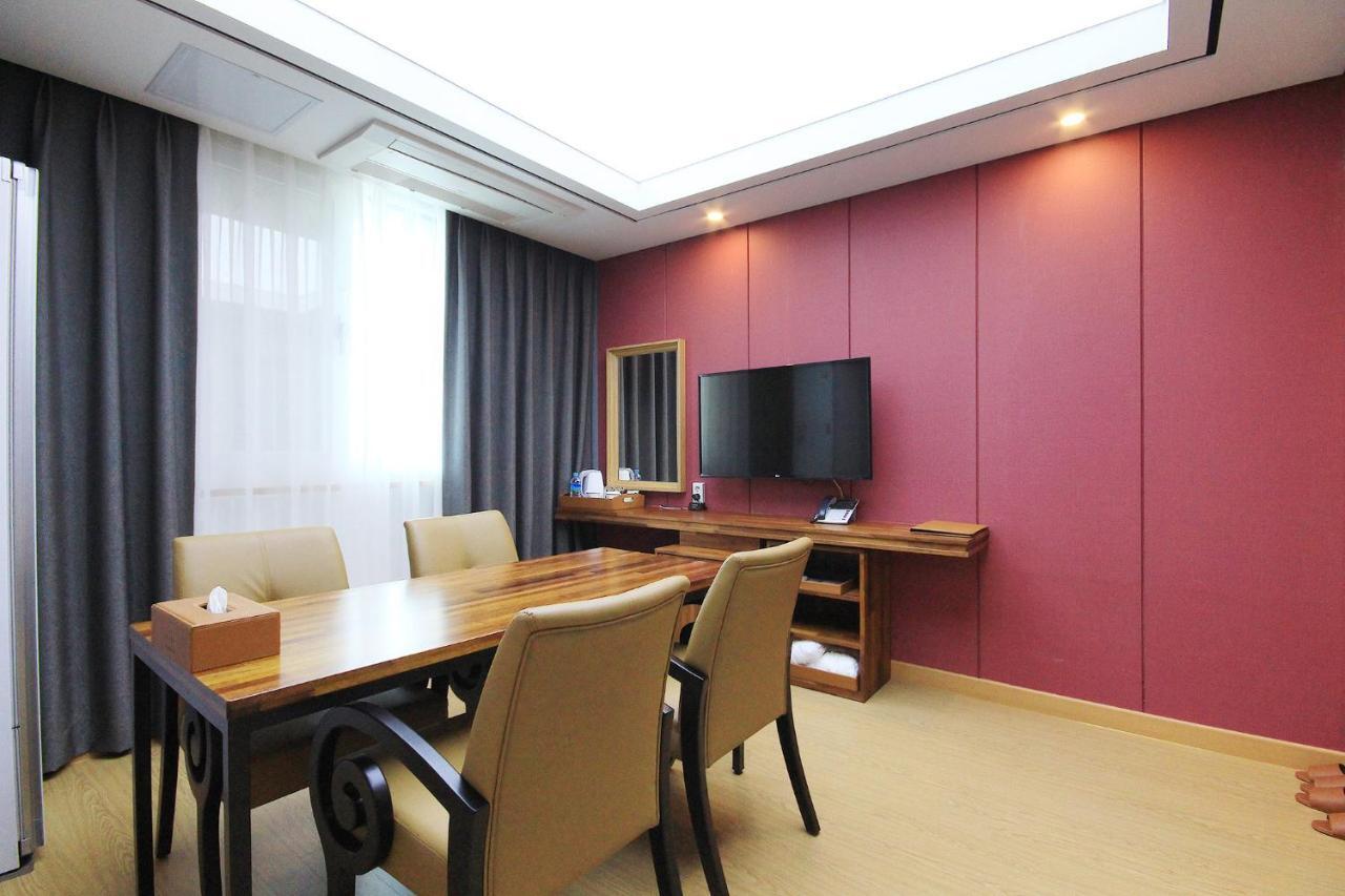 Duzon Business Hotel Gwangju Metropolitan City Екстериор снимка