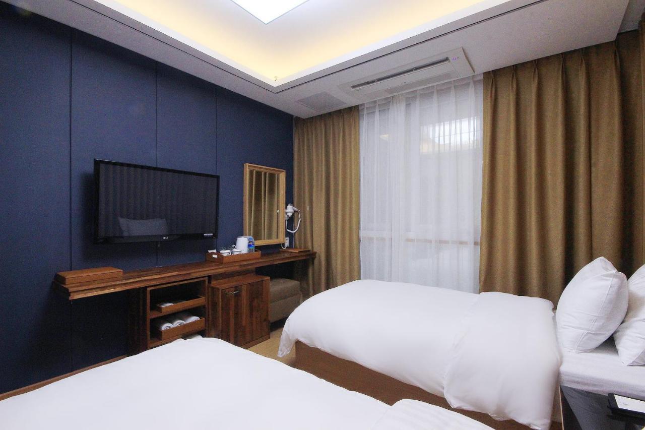 Duzon Business Hotel Gwangju Metropolitan City Екстериор снимка