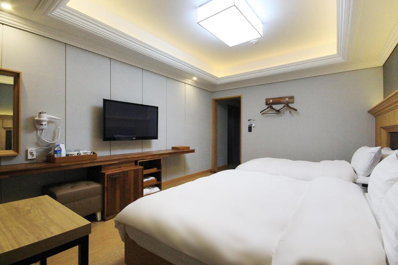 Duzon Business Hotel Gwangju Metropolitan City Екстериор снимка