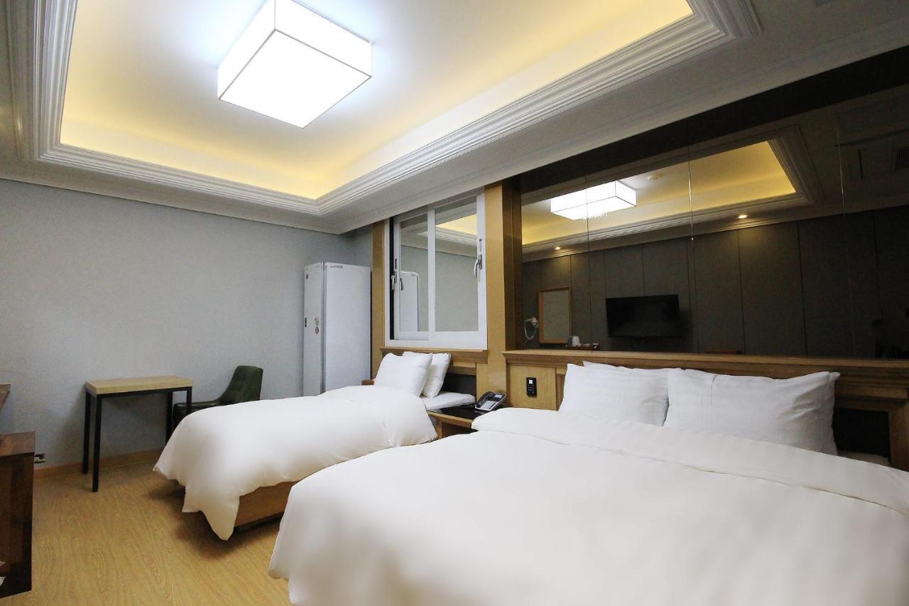 Duzon Business Hotel Gwangju Metropolitan City Екстериор снимка