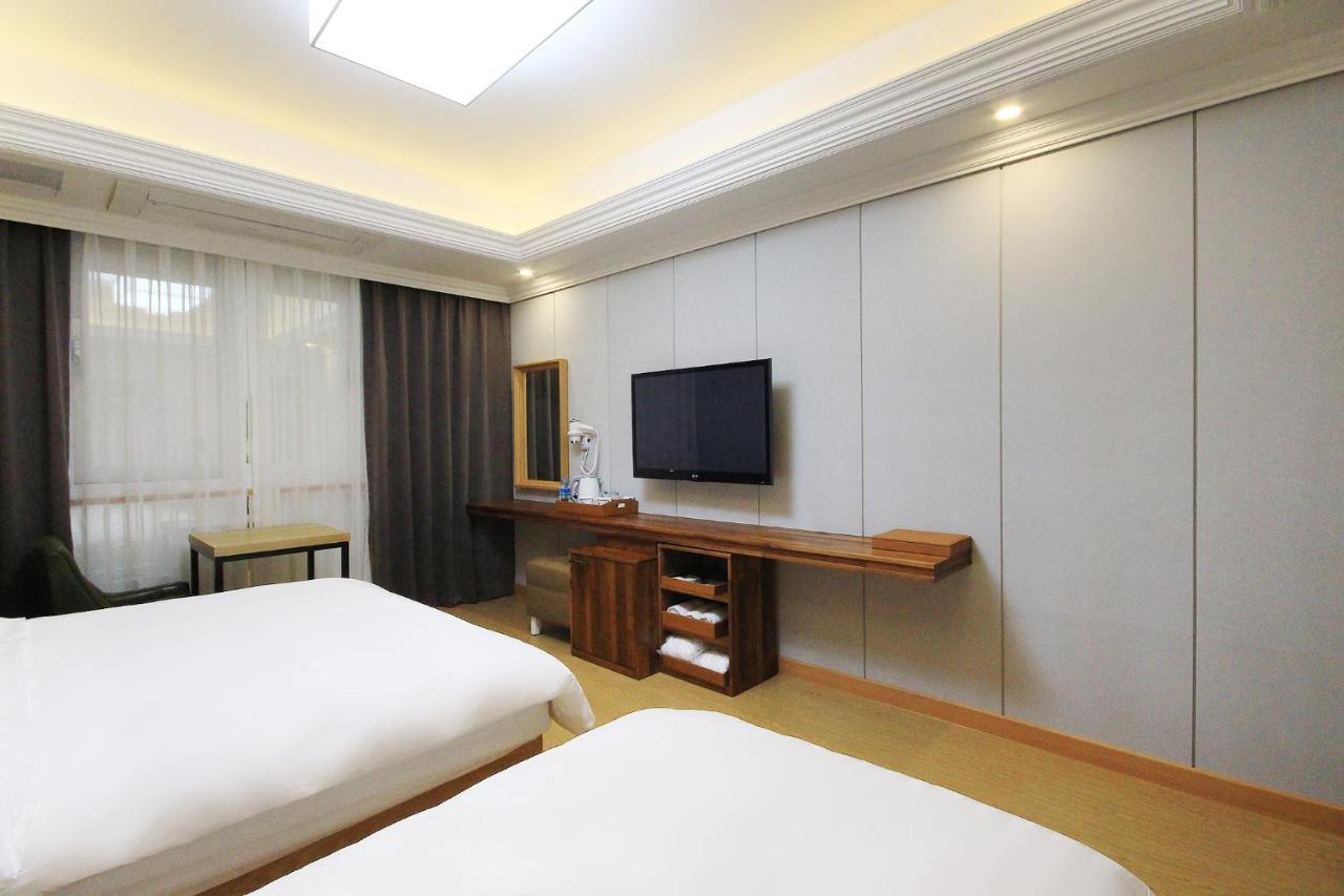 Duzon Business Hotel Gwangju Metropolitan City Екстериор снимка